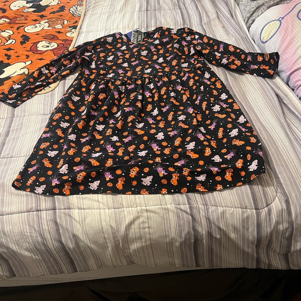 Truffle shuffle
Women’s xl dress. Care Bears Halloween. New with tags.